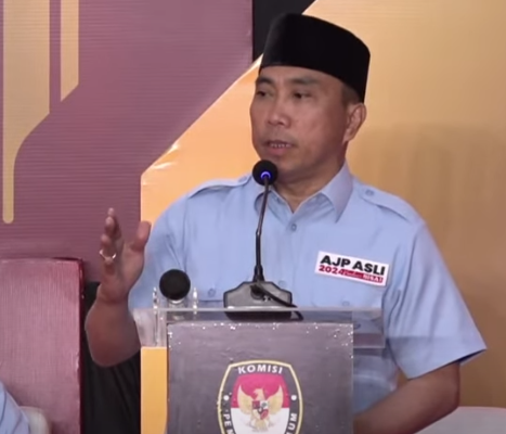 Andi Sulolipu Tunjukkan Kepiawaian dalam Menjaga Keseimbangan Antara Industri dan Pariwisata di Kendari