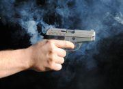 Anggota Polisi Tembak Anak Sendiri karena Dikira Pencuri, Tragedi di Pagi Buta