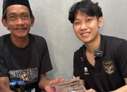 Penjual Es Teh yang Viral Dapat Rezeki Nomplok Rp100 Juta dari Willie Salim