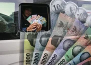 Rupiah Anjlok ke Level Terendah Sejak 1998, Pengamat: Kondisi Ekonomi Lebih Buruk