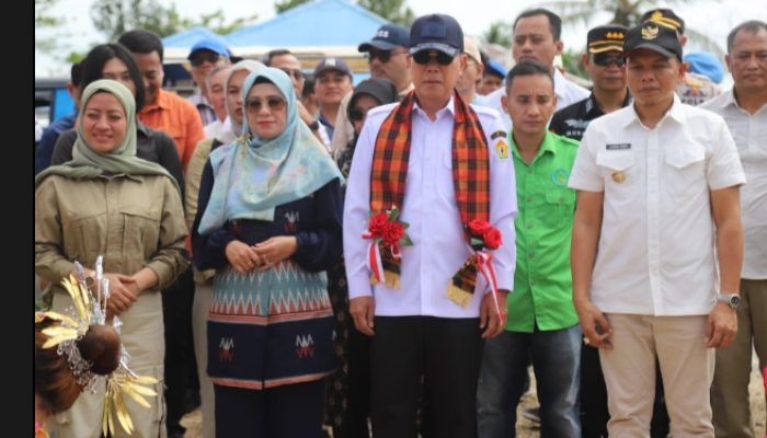 Ketua TP PKK Sultra Ny Arinta Andi Sumangerukka Apresiasi Inovasi Pemanfaatan Sampah di Konawe