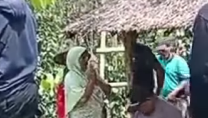 PT Merbau Jaya Indah Raya Diduga Serobot Lahan Warga, Ibu-ibu di Konawe Selatan Menangis Histeris