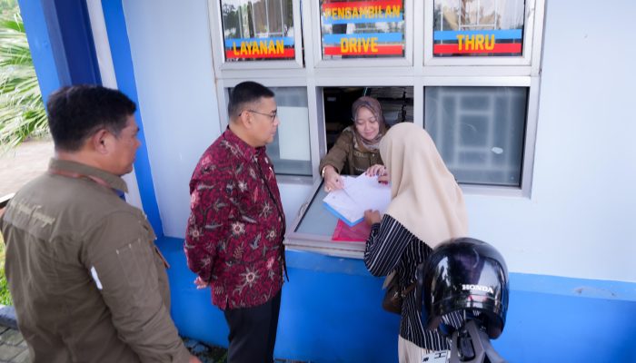 Tinjau Kantah Kabupaten Kendal, Wamen Ossy Imbau Jajaran Lakukan Pengelolaan Pertanahan yang Teliti dan Tepat
