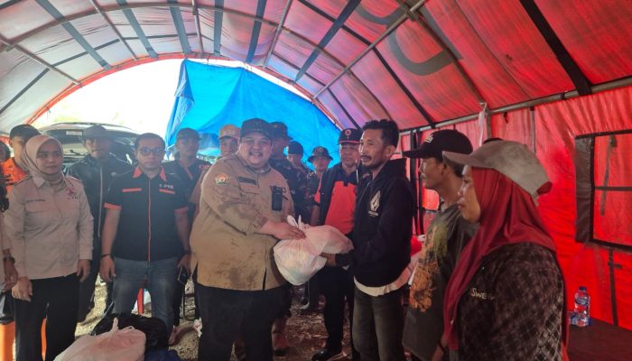 F-PRB Sultra Ulurkan Tangan, Ratusan Paket Bantuan dan Tenda Pengungsi untuk Korban Banjir Konawe Utara