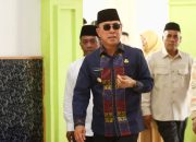 Setiap Calon Haji Sultra Terima Uang Saku dari Gubernur Andi Sumangerukka