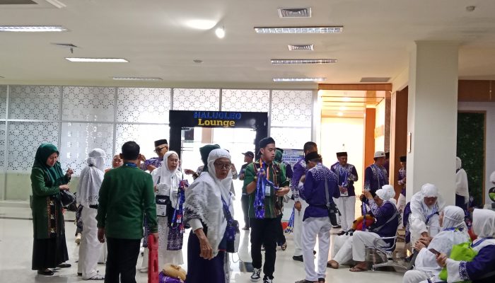 Ribuan Calon Haji Sultra Diberangkatkan ke Tanah Suci, Kloter Terakhir Hari Ini