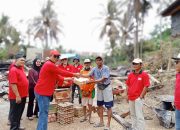 Ketua dan Pengurus BPD KKSS Konawe Salurkan Bantuan Sembako untuk Korban Kebakaran di Tongauna Utara