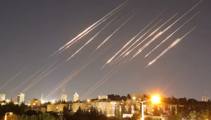 Israel ‘Ngemis’ Amerika Ikut Perang, Kemampuan Militer Zionis Diragukan