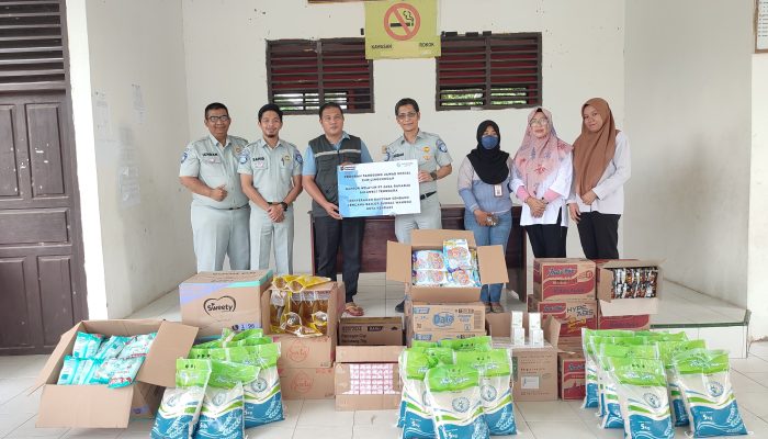 Jasa Raharja Sultra Salurkan Bantuan Sembako untuk Korban Banjir di Kendari