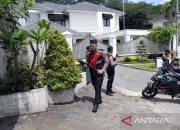 KPK Sita Rp2,8 Miliar dan Dua Senpi dari Rumah Kadis PUPR Sumut Nonaktif Topan Obaja