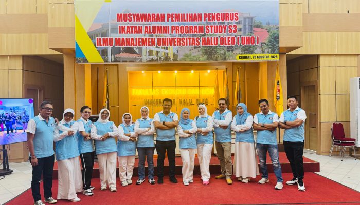 Pimpin Alumni S-3 Manajemen UHO, Dr. Sofyan Langsung Tunjuk Dr. Rince Jadi Sekretaris