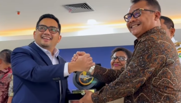 Kunjungi Bank Sultra, Komisi II DPR dan Wamendagri Dorong BPD Jadi Motor Ekonomi Sultra