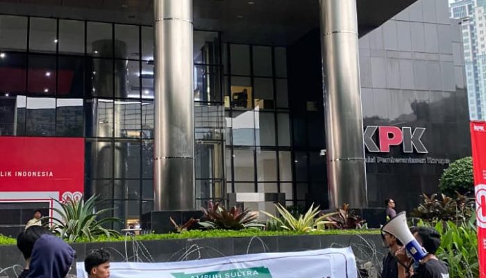 Desak KPK RI Supervisi Kasus Korupsi Bandara Kolaka Utara, AMPUH Sultra: Bupati Diduga Terlibat