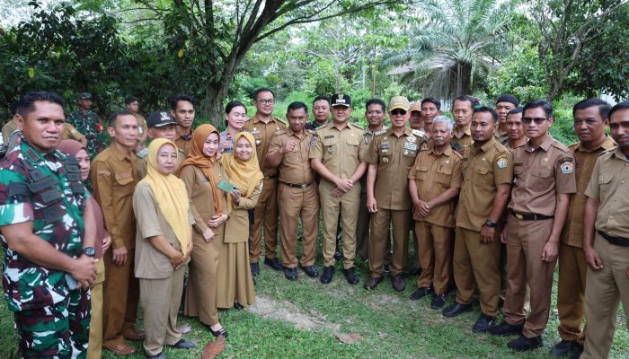 Tinjauan Gubernur ke Konsel, Pembangunan Sekolah Unggul di Konsel Dimulai