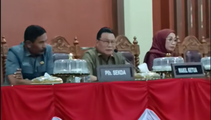 DPRD Sultra MEMANAS! Rapat Paripurna Amburadul, Aspirasi Rakyat Terancam Gagal Dieksekusi