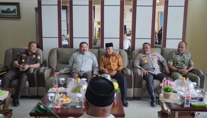 Jaksa Agung Burhanuddin Kunjungi Kendari, Disambut Gubernur dan Forkopimda Sultra