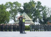 Danrem 143/HO Letakkan Karangan Bunga, Ingatkan Jati Diri TNI AD sebagai Tentara Rakyat