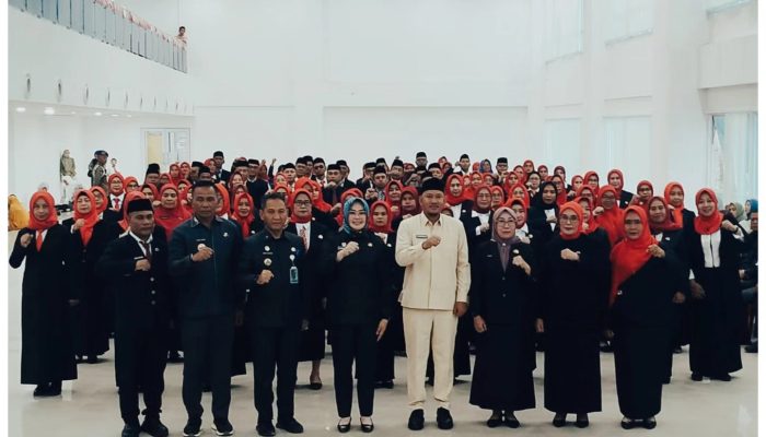 Didampingi Sudirman, Wali Kota Siska Lantik 111 Kepala Sekolah dan Beri Peringatan Keras Soal Suap