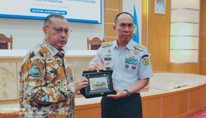 Gubernur Sultra ASR Perjuangkan Hak Tenaga Kerja Lokal, Desak Pusat Kembalikan Dana Kompensasi TKA