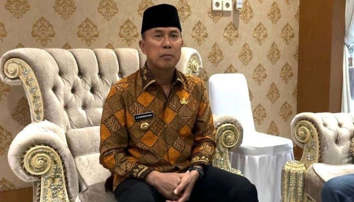 Komitmen Pengabdian Gubernur Sultra, Andi Sumangerukka Tolak Gaji dan Fasilitas Negara