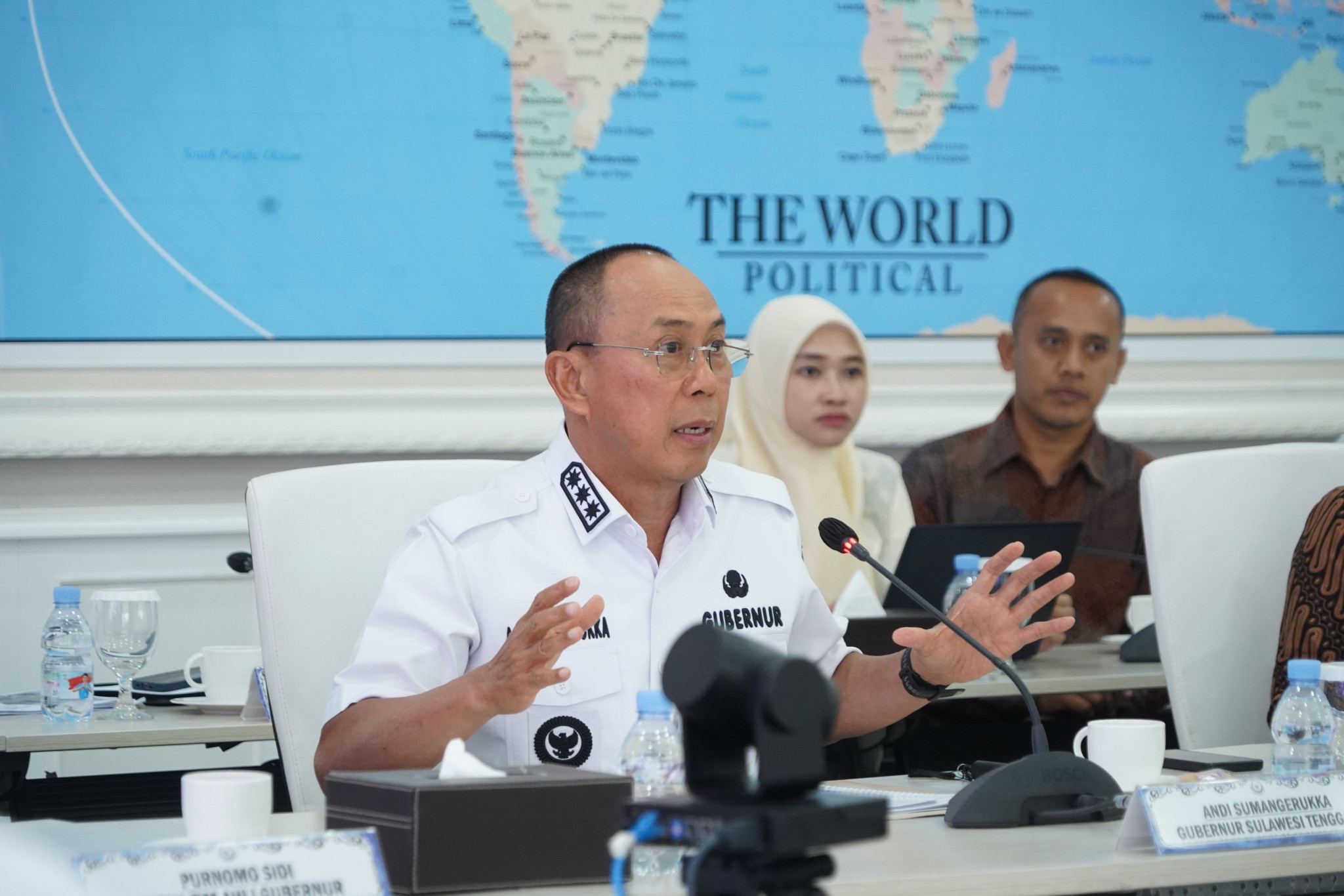 Gubernur Sultra Andi Sumangerukka menyiapkan pembangunan 1.000 unit rumah nelayan melalui APBD