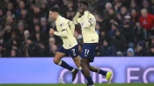 Penyerang Everton Thierno Barry (11) merayakan keberhasilannya mencetak gol ke gawang Aston Villa pada pertandingan Liga Inggris di Stadion Villa Park, Birmingham, Minggu (18/1/2026) waktu setempat. (evertonfc.com)