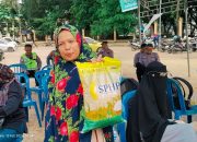 Hj Mega dan Warga Lainnya Apresiasi Kadin Sultra Gelar GPM