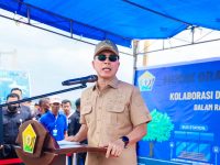 ASN Sultra bersepeda, kebijakan sepeda Pemprov Sultra, Gubernur Sultra, efisiensi BBM ASN, gaya hidup sehat ASN, berita Sulawesi Tenggara hari ini, transportasi ramah lingkungan, penghematan anggaran daerah, gowes ke kantor, pelayanan publik Sultra