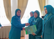 Segarkan Organisasi, TP PKK Sultra Lantik Pengurus Baru Sisa Masa Bakti 2025-2030