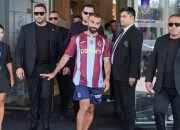 Mohamed Salah Resmi Kenakan Nomor 10 di Trabzonspor